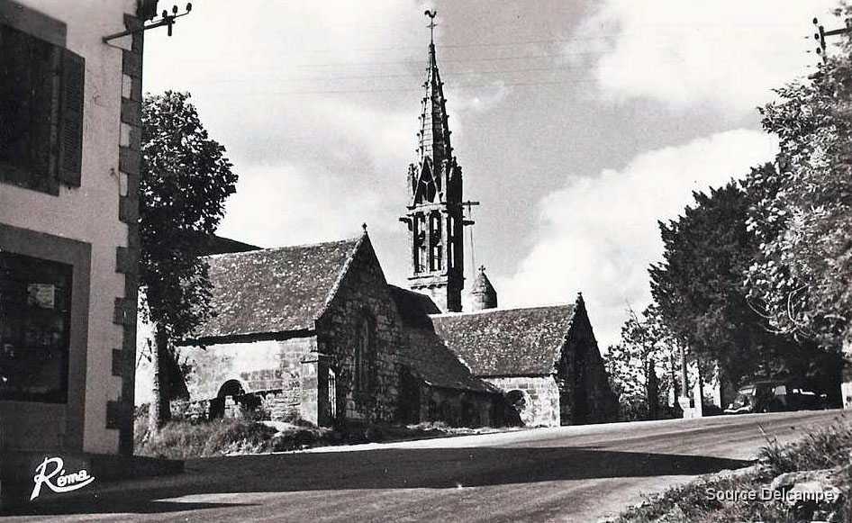 29 La Foret Fouesnant L Eglise.jpg